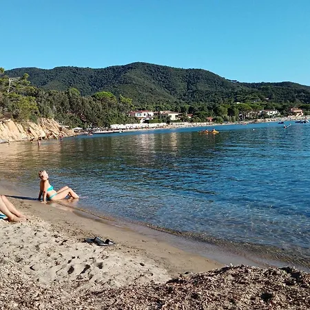 Ester Procchio Mare E Sole * Marciana (Isola d'Elba)